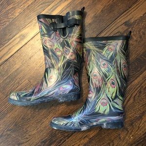 Peacock Print Rainboots (9 Wide Calf)